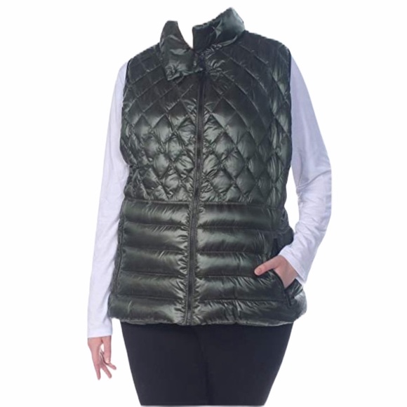 Calvin Klein Jackets & Blazers - 🆕 CALVIN KLEIN PERFORMANCE DOWN VEST-PLUS SIZES